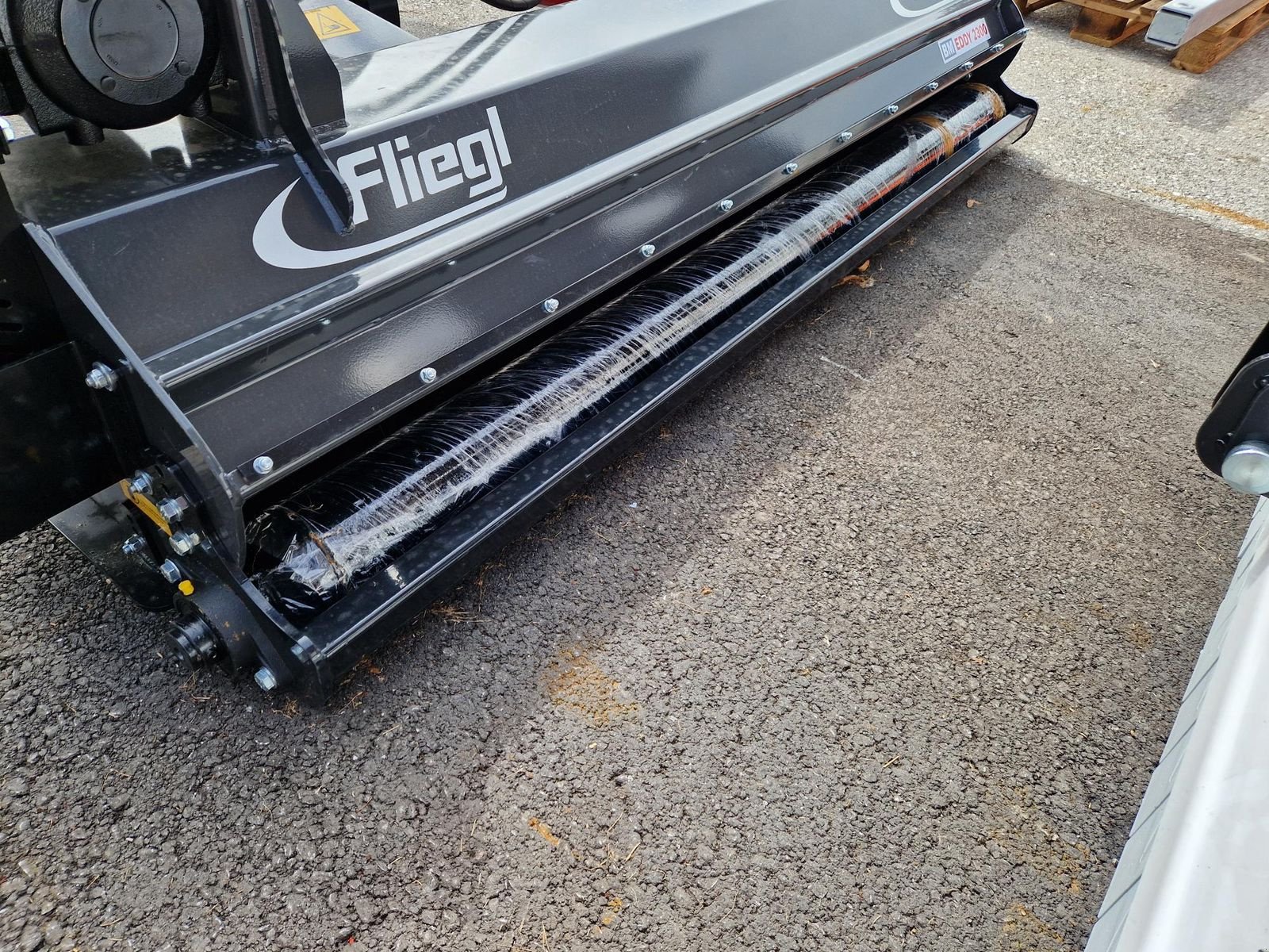 Mulchgerät & Häckselgerät des Typs Fliegl Böschungsmulcher »BM EDDY 2300«, Neumaschine in Grünbach (Bild 4)